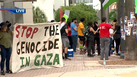 Protesters in Fort Lauderdale call for ceasefire in Gaza amid Israel-Hamas war